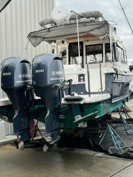 Yachtpuppy 32ft Cutwater Yacht For Sale