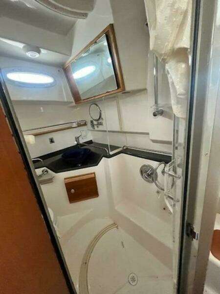 Yachtpuppy 32ft Cutwater Yacht For Sale