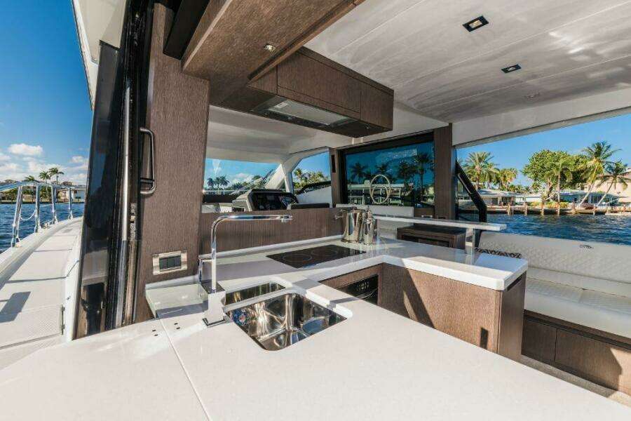 50ft Galeon Yacht For Sale