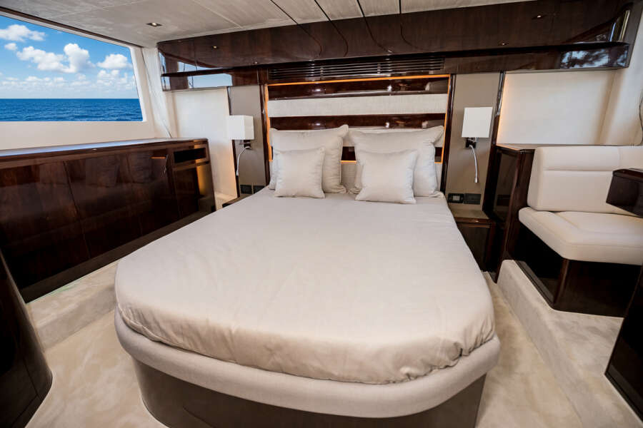 50ft Galeon Yacht For Sale