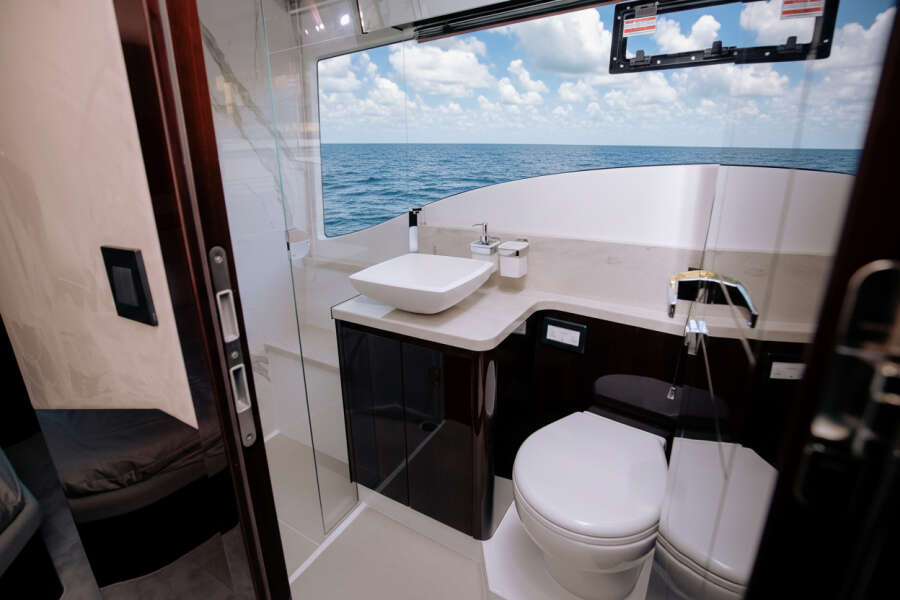 50ft Galeon Yacht For Sale