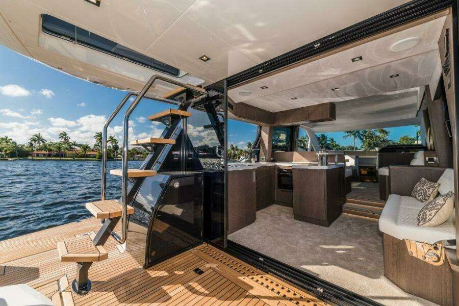 50ft Galeon Yacht For Sale