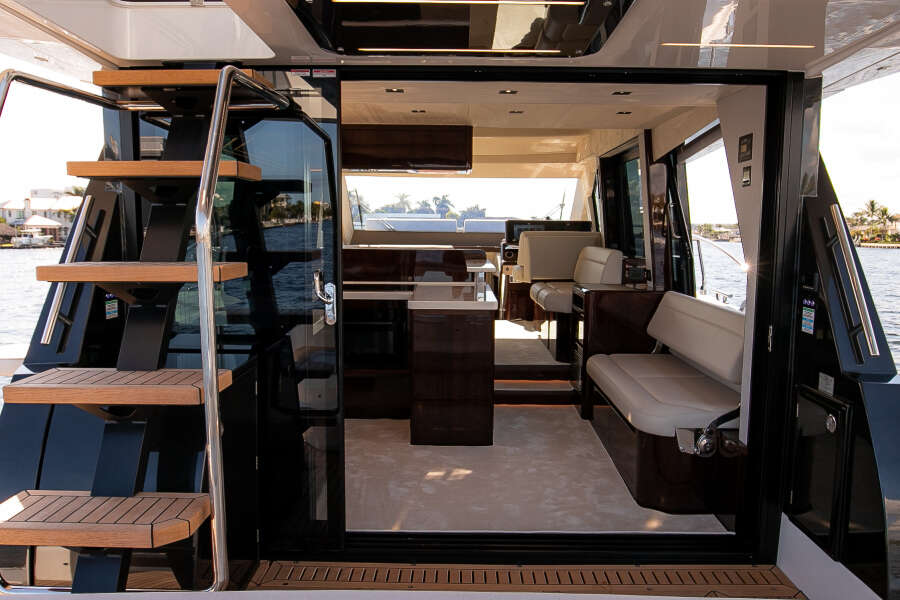 50ft Galeon Yacht For Sale