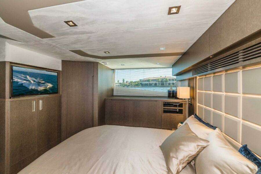 50ft Galeon Yacht For Sale