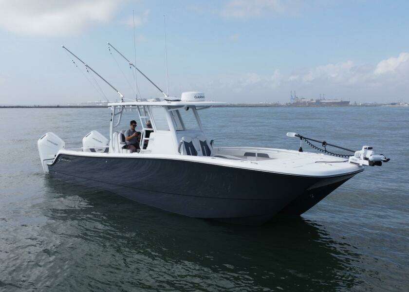 2024 Invincible 33 Catamaran- KUHL BREEZE- Profile