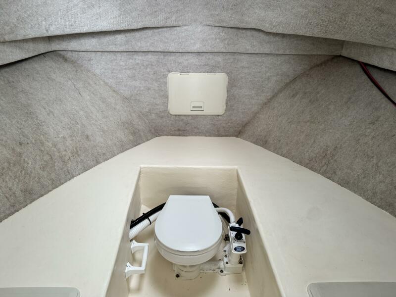 25' 2002 Parker 2520XL