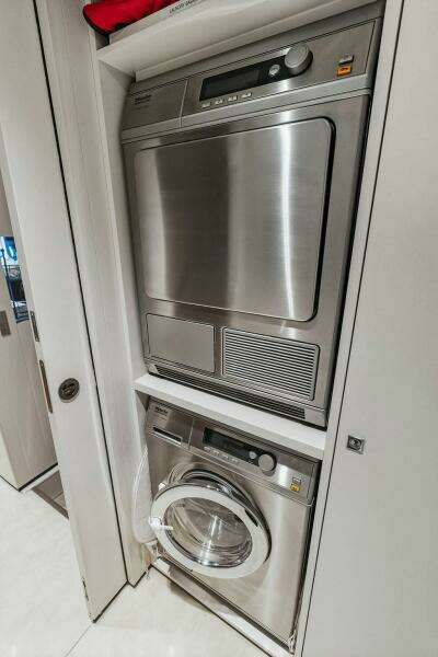 RANDY BETH 120ft Custom Line Yacht For Sale