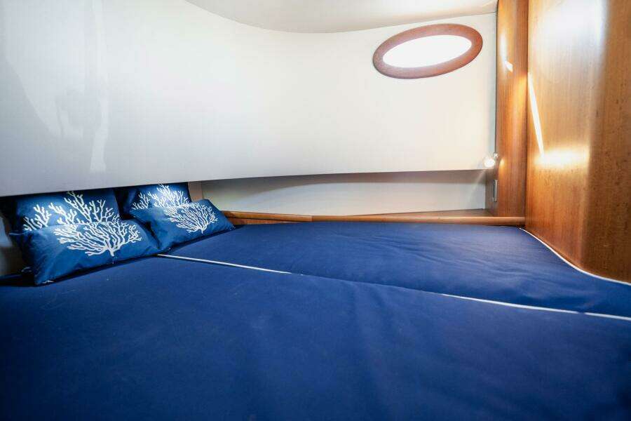 Southern Ground 38ft Winter Custom Yachts Yacht For Sale