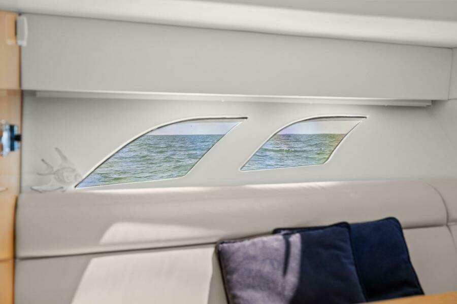 47' 2019 Intrepid 475 Sport Yacht