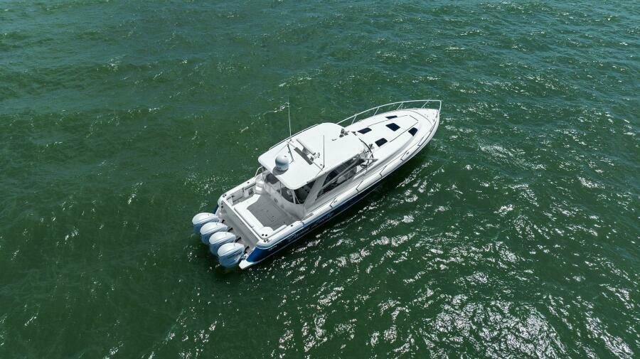 47' 2019 Intrepid 475 Sport Yacht