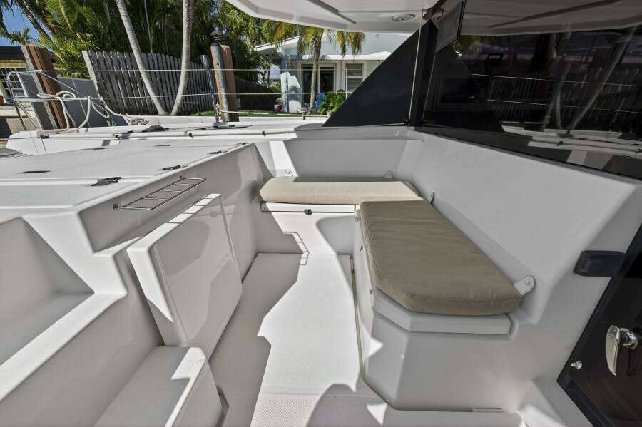 Side By Side 45ft Leopard Yacht For Sale