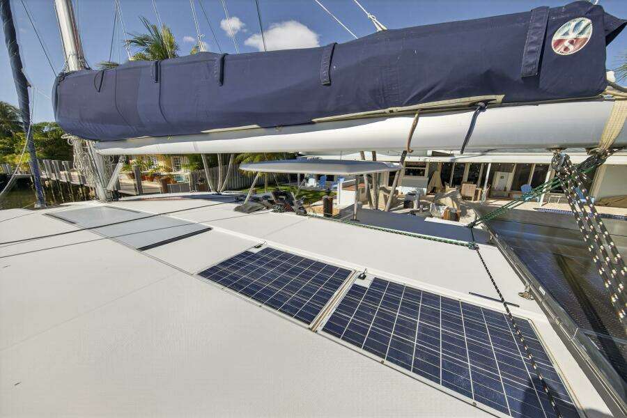 Side By Side 45ft Leopard Yacht For Sale