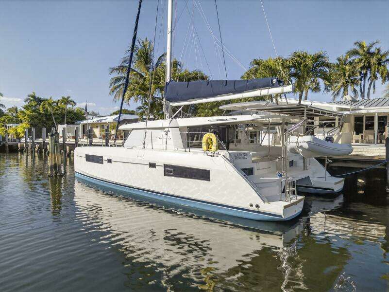Side By Side 45ft Leopard Yacht For Sale