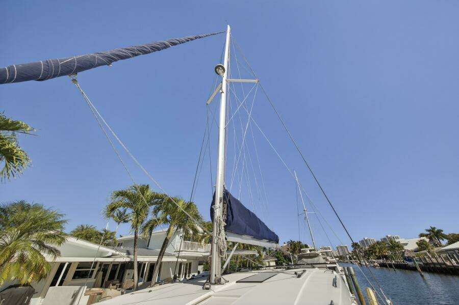 Side By Side 45ft Leopard Yacht For Sale