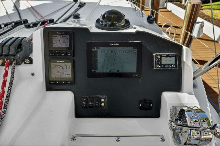 Side By Side 45ft Leopard Yacht For Sale