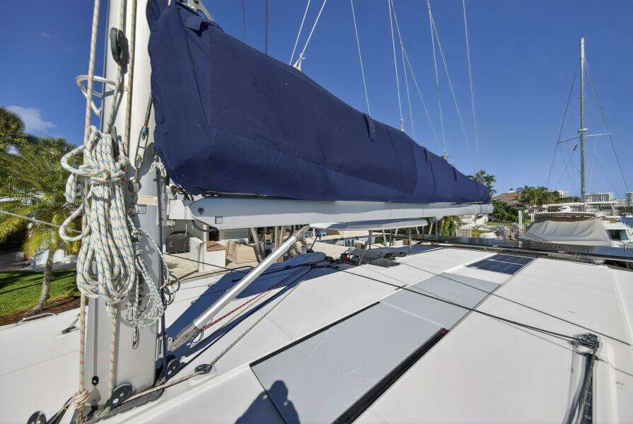 Side By Side 45ft Leopard Yacht For Sale
