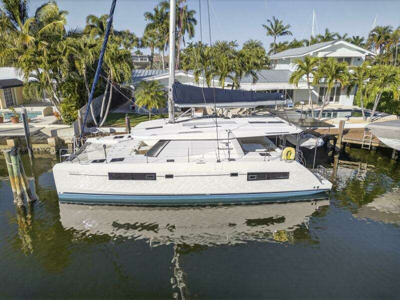 Side By Side 45ft Leopard Yacht For Sale