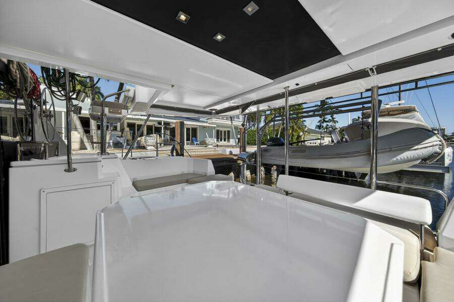 Side By Side 45ft Leopard Yacht For Sale