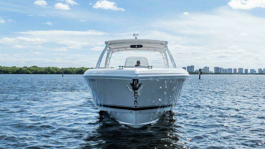 40ft Intrepid Yacht For Sale