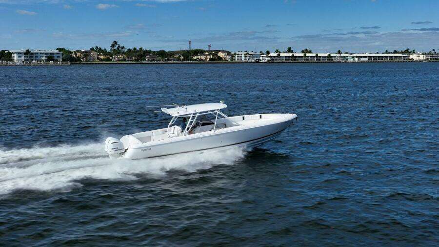 40ft Intrepid Yacht For Sale