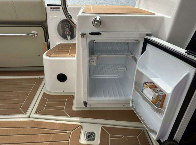 Flips Ahoy 29ft Ranger Tugs Yacht For Sale