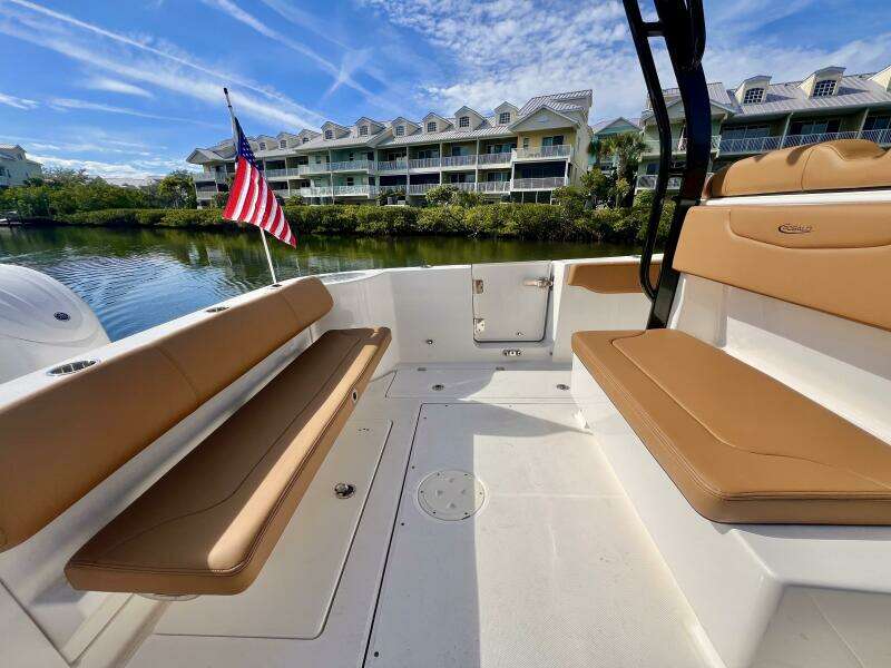 30ft Robalo Yacht For Sale