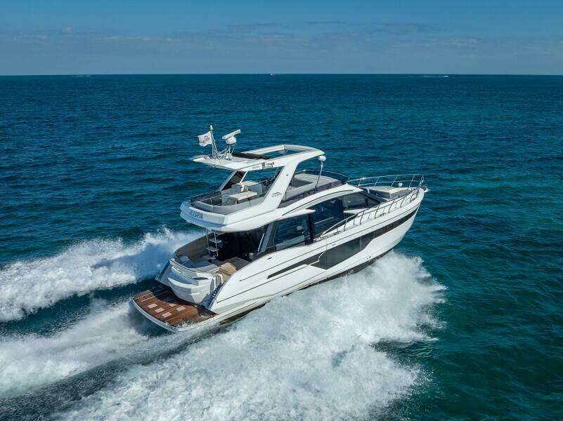 53ft Galeon Yacht For Sale