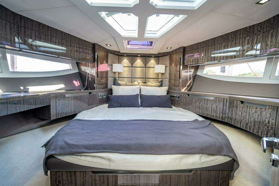 53ft Galeon Yacht For Sale