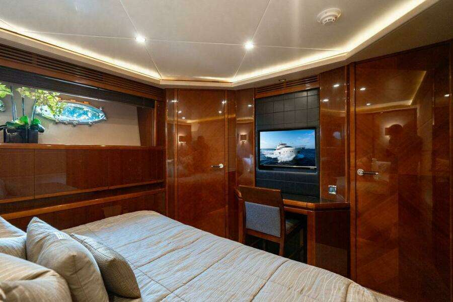 Oasis 95ft Princess Yacht For Sale