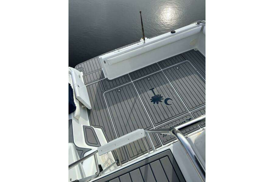 Limoncello 32ft Carver Yacht For Sale