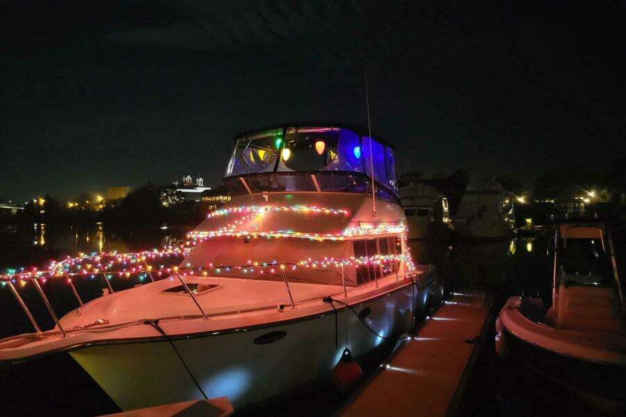 Limoncello 32ft Carver Yacht For Sale