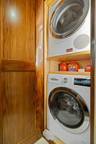 2021 Viking 68 CNV 'Plan B'