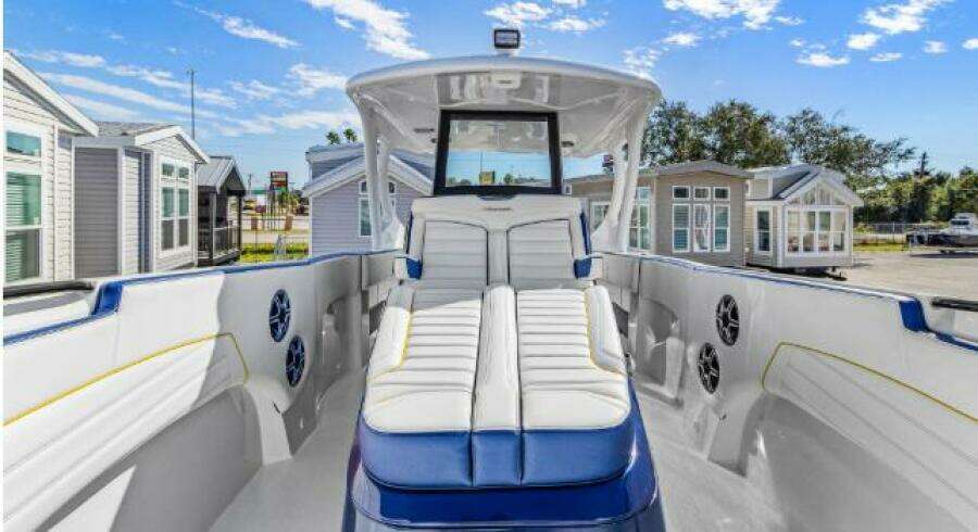 38ft Renegade Yacht For Sale