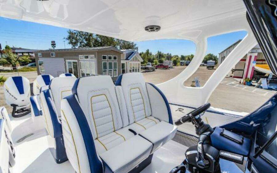 38ft Renegade Yacht For Sale