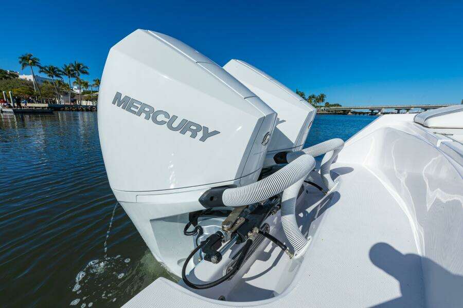 26ft Streamline Yacht For Sale