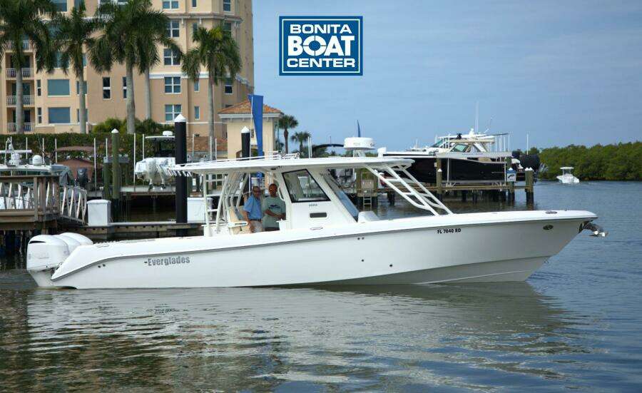 35ft Everglades Yacht For Sale