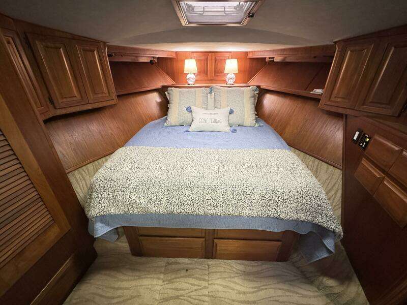 Sunshine State 48ft Viking Yacht For Sale