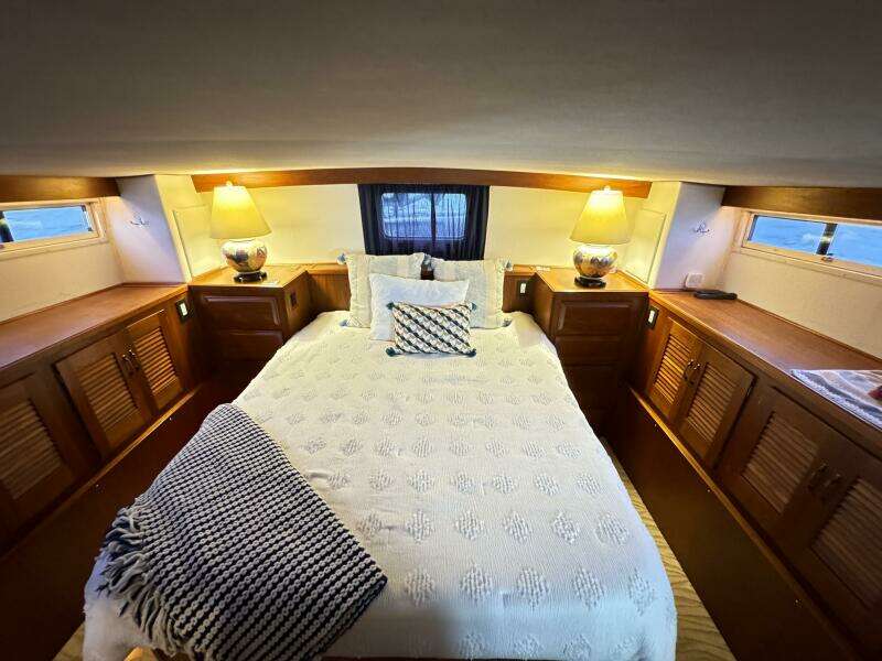 Sunshine State 48ft Viking Yacht For Sale