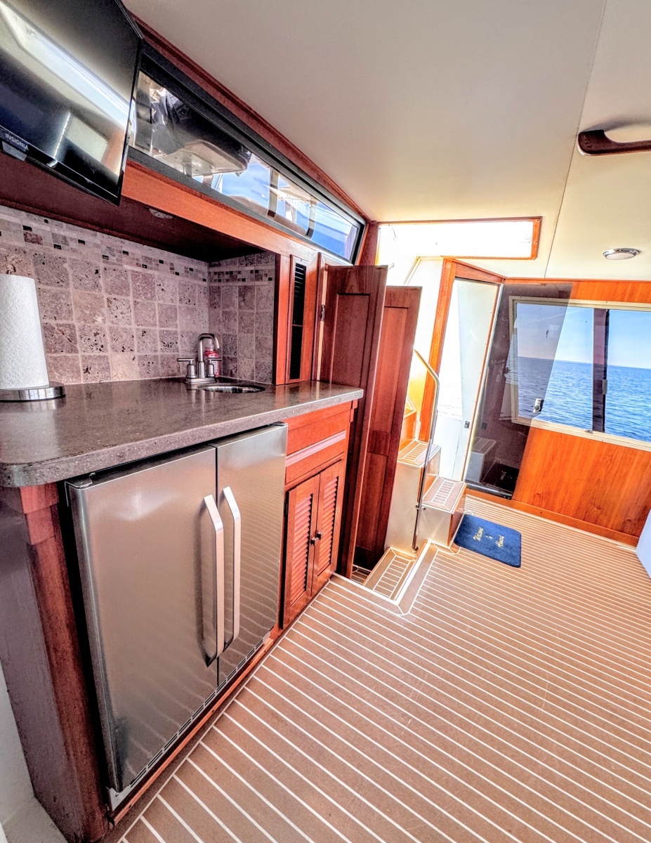 1987 Viking 48 Motor Yacht