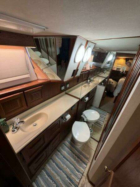 Sunshine State 48ft Viking Yacht For Sale