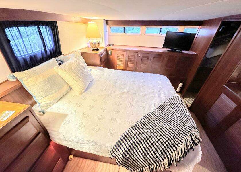 Sunshine State 48ft Viking Yacht For Sale