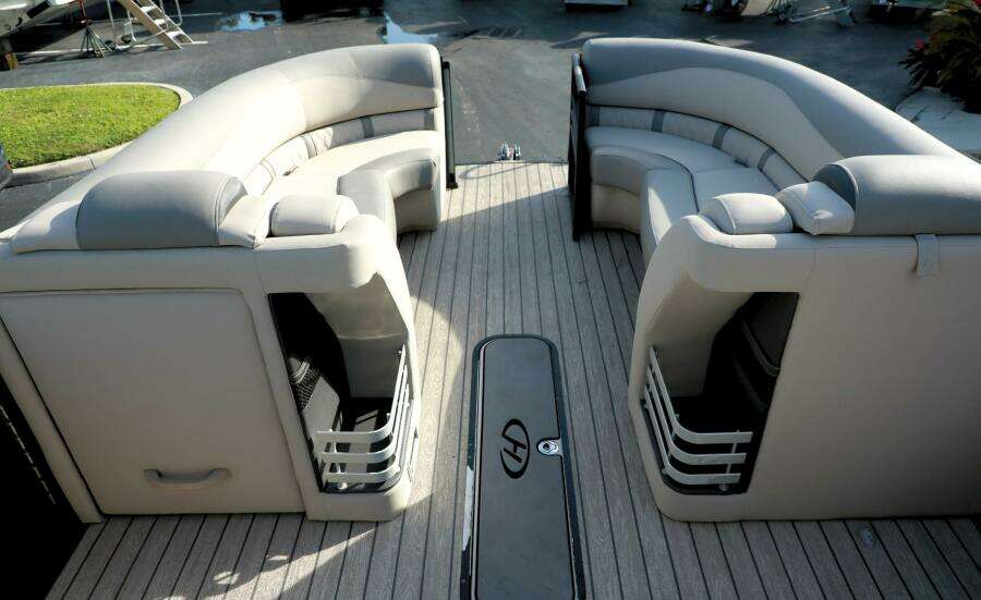 28ft Harris Yacht For Sale