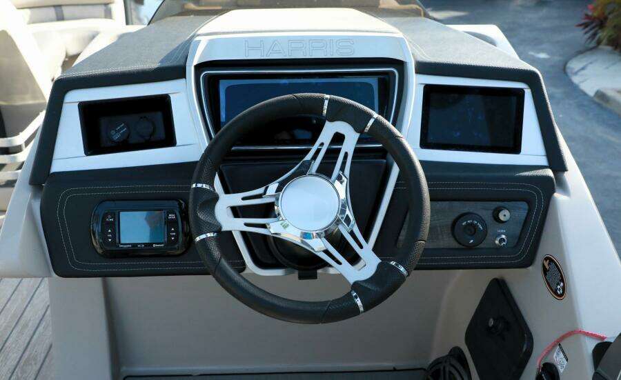 28ft Harris Yacht For Sale