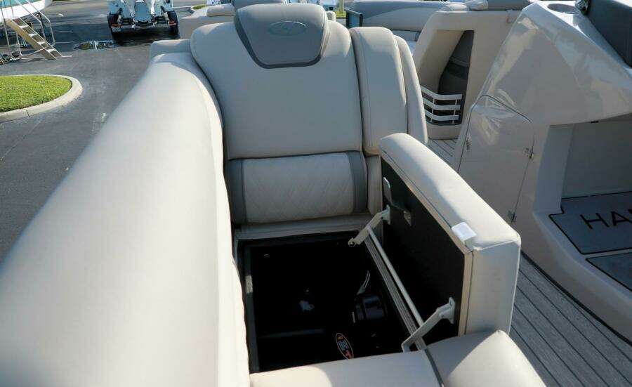 28ft Harris Yacht For Sale