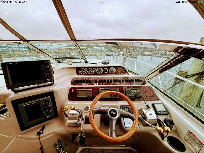 Lady Barb 40ft Sea Ray Yacht For Sale