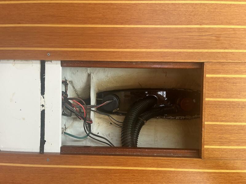 32' 1998 J Boats J/32