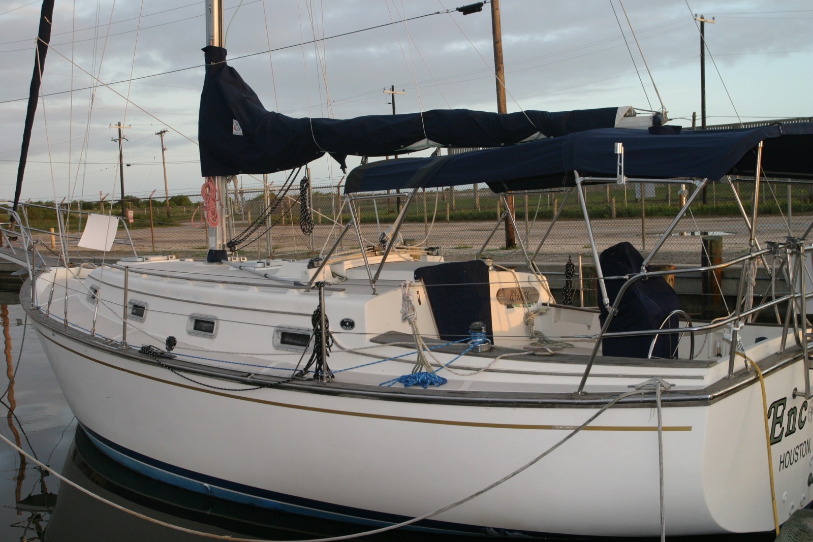 1986 Island Packet 31