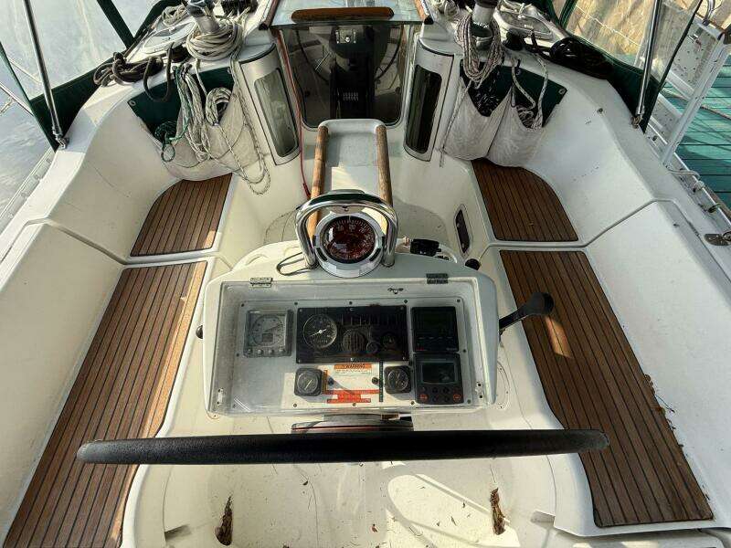 Ocean Schimmel 35ft Beneteau Yacht For Sale