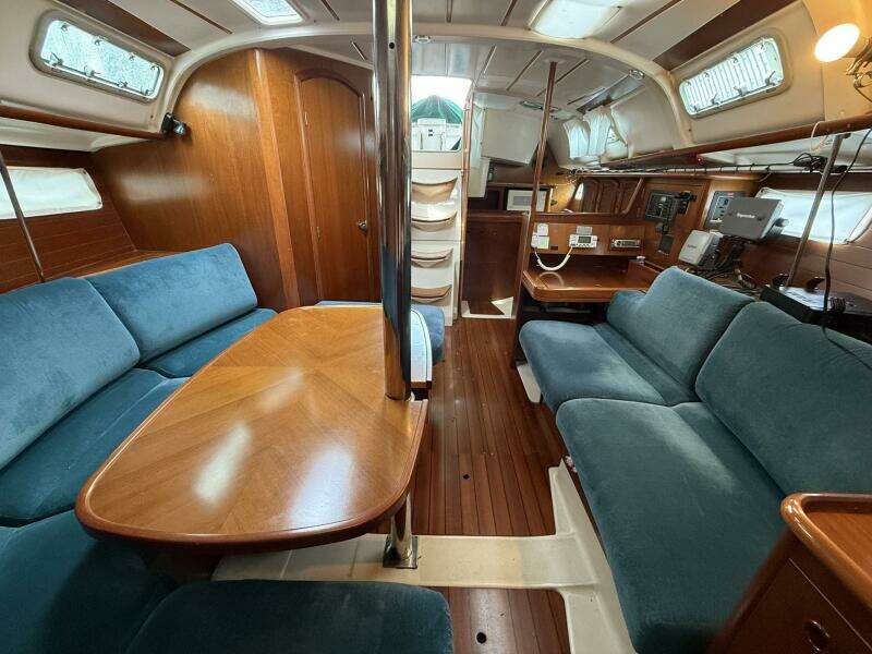 Ocean Schimmel 35ft Beneteau Yacht For Sale