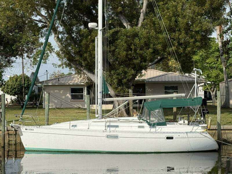 Ocean Schimmel 35ft Beneteau Yacht For Sale